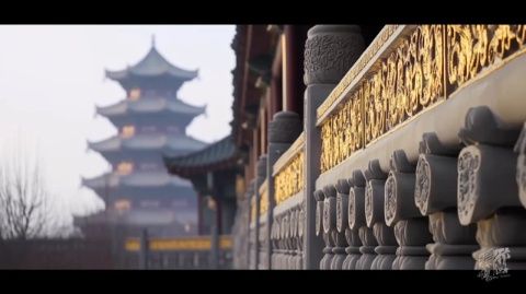 探秘南京紫峰大廈：地標(biāo)建筑與美食之旅的完美結(jié)合