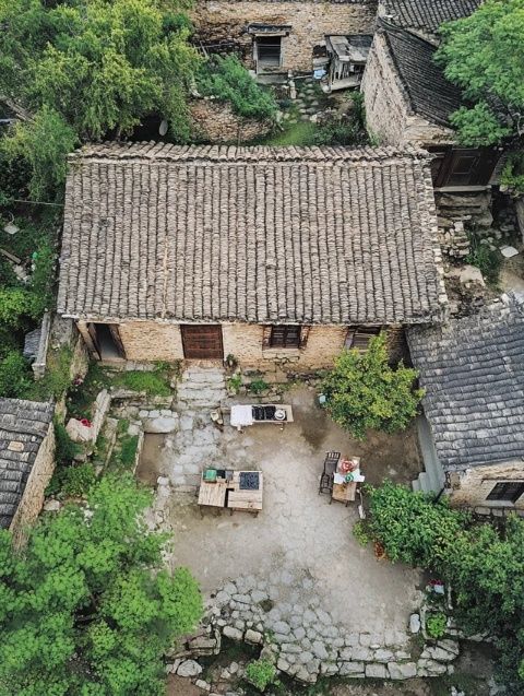 深圳美食：水圍村里的地道小吃，藏龍臥虎的美食一條街！