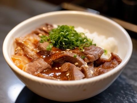 探秘漢口水塔美食街：午間吃什么，由我來決定！