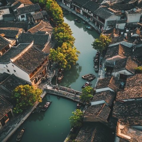 蘇州，古色古香的都市，一座有著數(shù)千年歷史的文明之城,這里的文藝