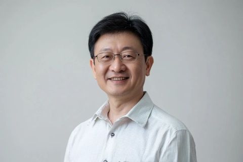 大家好，我是張智銘，開(kāi)有3個(gè)餐飲品牌、近2000家店的實(shí)戰(zhàn)派創(chuàng)業(yè)者