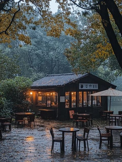 武漢江漢路最潮的美食聚集地