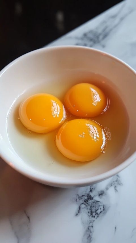 吃膩了白煮蛋，煎蛋，不如煮一鍋啤酒虎皮蛋，可以頭天晚上把雞蛋煮好