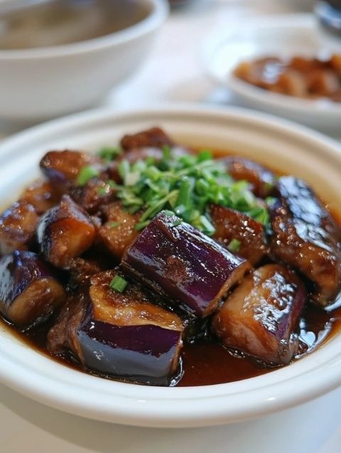府城特色農(nóng)家菜，羊頭湯鍋與果園雞令人贊不絕口