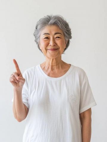 一位70歲優(yōu)秀的退休女英語老師肺腑直言花一個(gè)星期，你只要把這些英語基礎(chǔ)知識