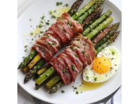 蘆筍燒臘肉簡(jiǎn)易可口的家庭菜肴