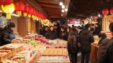 武漢市民的進口食品狂歡：陽邏港洋年貨大集，3萬市民共享國際味蕾盛宴