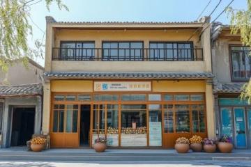 開平大沙鎮(zhèn)的一個農莊，價格不便宜，一個小炒都50多，生意卻超好
