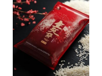 探索香港平民米其林美味：強(qiáng)記糯米飯的魅力之旅