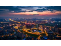 昆明四月，滿城都是紫色的海洋