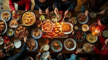 福建美食豐富多樣，以下是一些著名的福建美食