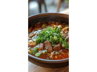 一碗熱騰騰的羊肉湯溫暖洛陽(yáng)人的胃
