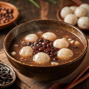 湖北菜蓮藕排骨湯，選糯藕燉出來才更香