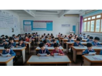 開學(xué)第二天，保定一中這波操作惹人吐槽，考慮過學(xué)生感受嗎？