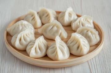 廣州經(jīng)典早茶推薦:陶陶居特色點心體驗