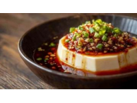 瀘州必嘗美食：江門葷豆花的獨(dú)特風(fēng)味之旅