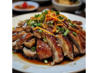 波蘿炒鴨：熱帶風(fēng)情與傳統(tǒng)美食的絕妙碰撞