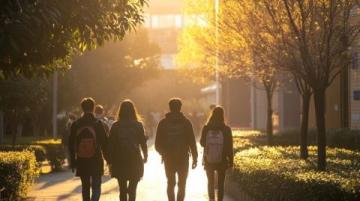 大學生如何快速攢到1萬元？看deepseek的建議