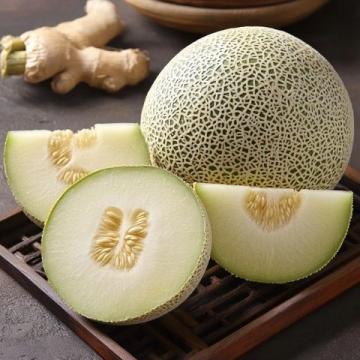 甘肅天水西和鍋盔色澤橙黃、香醇味厚、酥脆可口