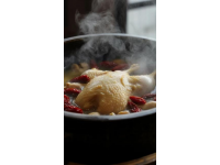 湖北荊門(mén)特色風(fēng)干雞：緊實(shí)咸香，必嘗美食秘籍