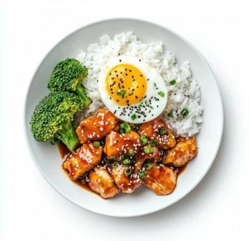大學(xué)生最愛：酸甜可口、營養(yǎng)美味！糖醋土豆雞拌飯風(fēng)靡校園