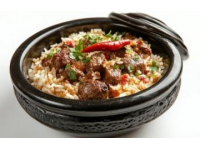 新疆特色抓飯：羊肉胡蘿卜燜飯，家常做法詳細(xì)步驟