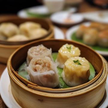 探尋嶺南韻味：長沙萬家麗八樓粵式點(diǎn)心之旅