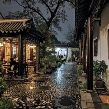 探尋廣東羅定美食之旅：縐紗魚腐、古法醬油與特色小吃的味蕾盛宴