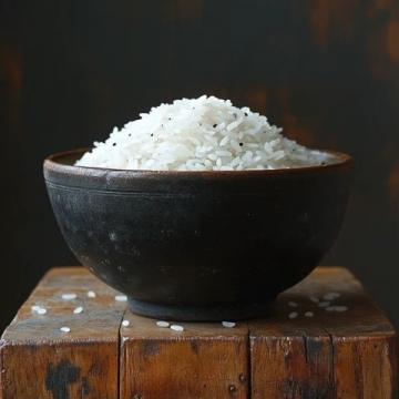 在探索健康飲食的征途上，有一種米被無(wú)數(shù)人譽(yù)為健康之選，它就是——糙米,今天