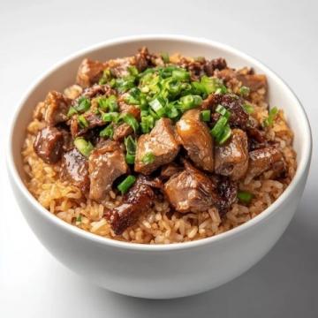 京醬肉絲，拌飯的靈魂美食，醬香四溢，一口難忘