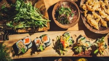 夏日里的美味！這種小蟲(chóng)子，竟是餐桌上的“搶手貨”！做法多樣營(yíng)養(yǎng)高