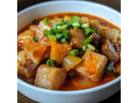 東北亂燉的家庭做法，食材搭配有序又隨意