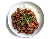 牛肉搭配這道菜更美味，肉質(zhì)嫩滑，蔬菜爽口，醬香濃郁超下飯
