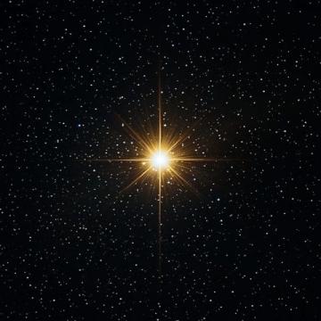 在廣袤無垠的天空中，一顆溫煦的巨蟹座星星綻放其輝煌