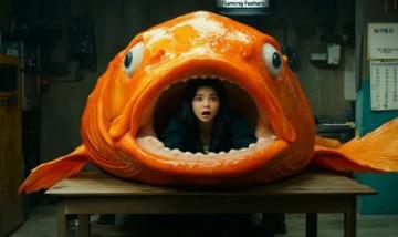 毛不易挑戰(zhàn)生食活八爪魚嚇壞韓東君當場吐餃子！