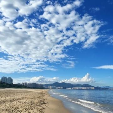 低調(diào)明珠！海南陵水旅行指南：親民價(jià)格，不輸三亞的絕美海景與地道美食