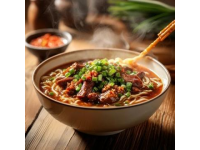 東北人愛(ài)吃的豬肉燉粉條口感是什么樣的？