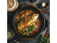 經(jīng)典川菜水煮魚：麻辣鮮香，魚片嫩滑，湯汁濃烈