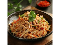 綠春美食之旅: 回味無(wú)窮的香辣舂熏肉