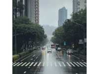 貴陽人多現(xiàn)象實錘了，超出預(yù)期的擁擠