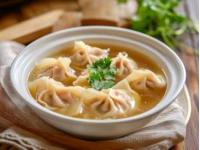 泰州牛牛生煎秘制食譜：肉餡豐盈，湯汁濃郁制作教程