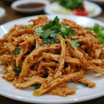 家庭版高筍炒牛肉絲的做法，簡單快手，上桌就被搶光光！