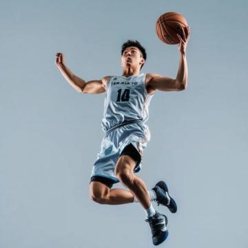 CBA球員徐杰出色表現令家鄉(xiāng)農家樂火爆