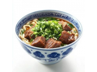 廣州城中村的老字號美食，10元一碗的肉湯，三桶都吃不完！