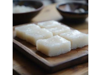 如何制作美味手工黑芝麻餡糯米糍粑？原料及步驟詳解