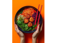 一碗福青，山城即視感，綠色招牌，紅色字體，有一種上世紀九十年代的調調