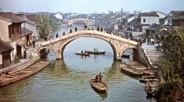 話題運(yùn)河大集，臺兒莊古城年集記呀！