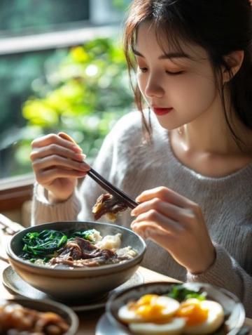 廣西經(jīng)典美食推薦：桂林米粉、螺螄粉等地道美味佳肴