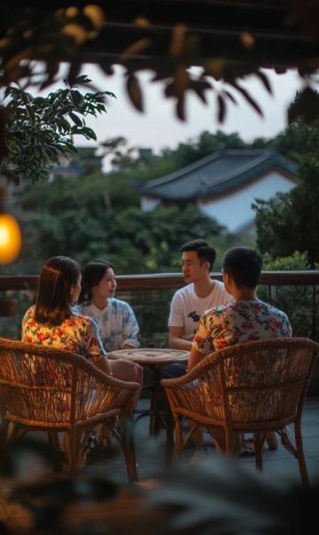 必住榜陽(yáng)朔悅榕莊睡進(jìn)中國(guó)風(fēng)山水畫！到店補(bǔ)差價(jià)立省500+！