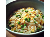 黃金蛋炒飯秘籍：先炒飯還是先炒蛋？揭秘完美口感的關(guān)鍵步驟！